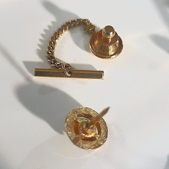 Vintage Watermelon Rivoli Cufflink and Tie Tac Set - Picture 7 of 7